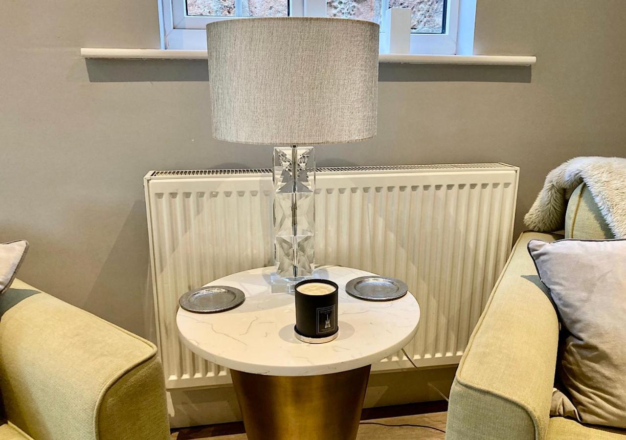 The Lodge Chester - Luxury Apartment For Two, With Free Parking! Hough Green 外观 照片