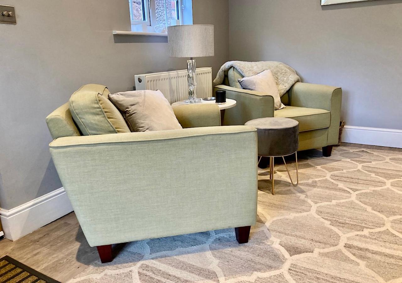 The Lodge Chester - Luxury Apartment For Two, With Free Parking! Hough Green 外观 照片