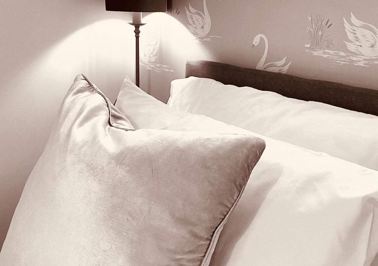 The Lodge Chester - Luxury Apartment For Two, With Free Parking! Hough Green 外观 照片