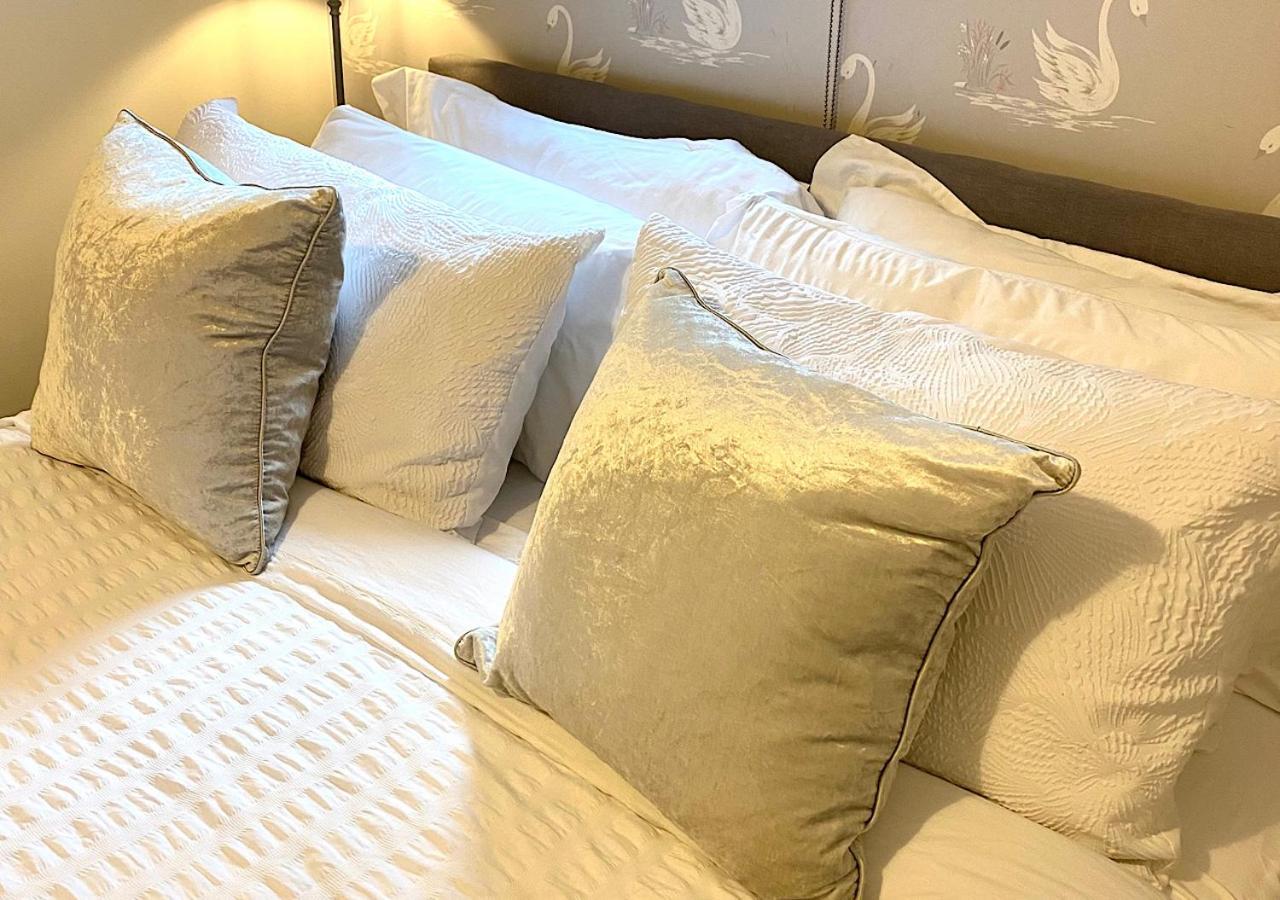 The Lodge Chester - Luxury Apartment For Two, With Free Parking! Hough Green 外观 照片