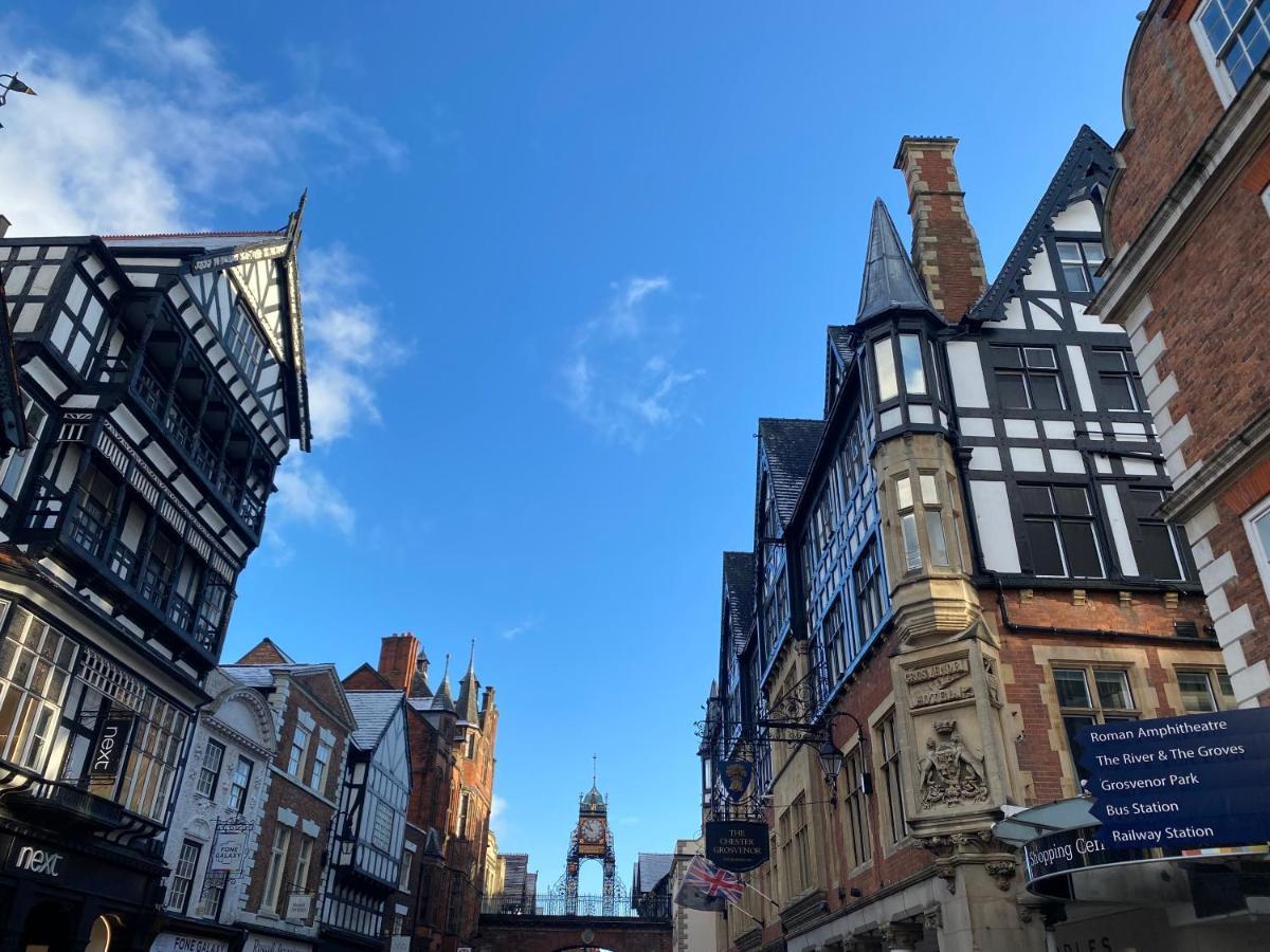 The Lodge Chester - Luxury Apartment For Two, With Free Parking! Hough Green 外观 照片